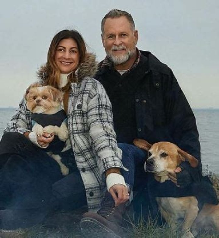 Aaron Pedersen Wife | Lisa Serma Age, Instagram & Net Worth