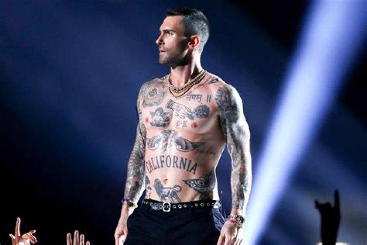 Adam Levine’s Dance Moves Trolled On Twitter, Called ‘Too White’ — Is It Reverse Racism?