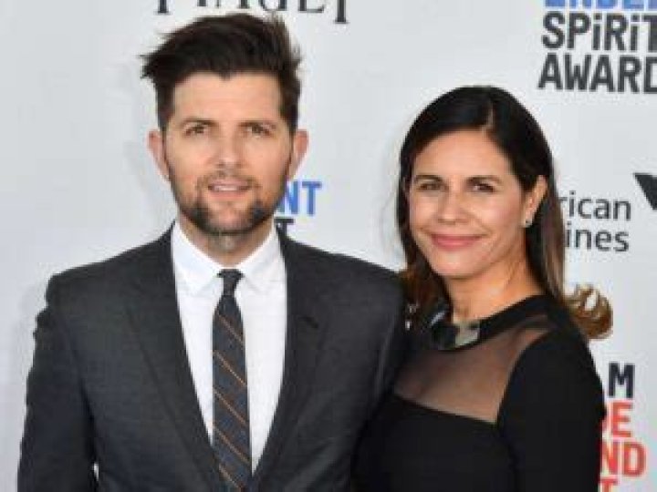 Adam Scott’s wife, Naomi Sablan Biography: Children, Age, Wikipedia, Husband, Net Worth, Height, TV Shows