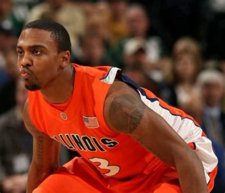 Adam Zucker Wiki, Age, Wife, Family, Salary, Height, Net Worth, Instagram