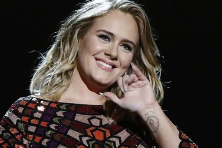 Adele – Inside Her Love Life After Losing 150 Pounds!