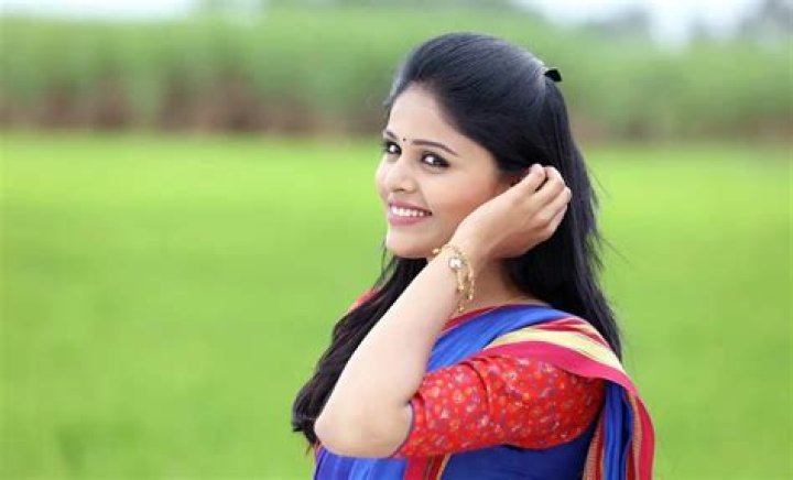 Akshaya Deodhar Height, Weight, Net Worth, Age, Birthday, Wikipedia, Who, Nationality, Biography