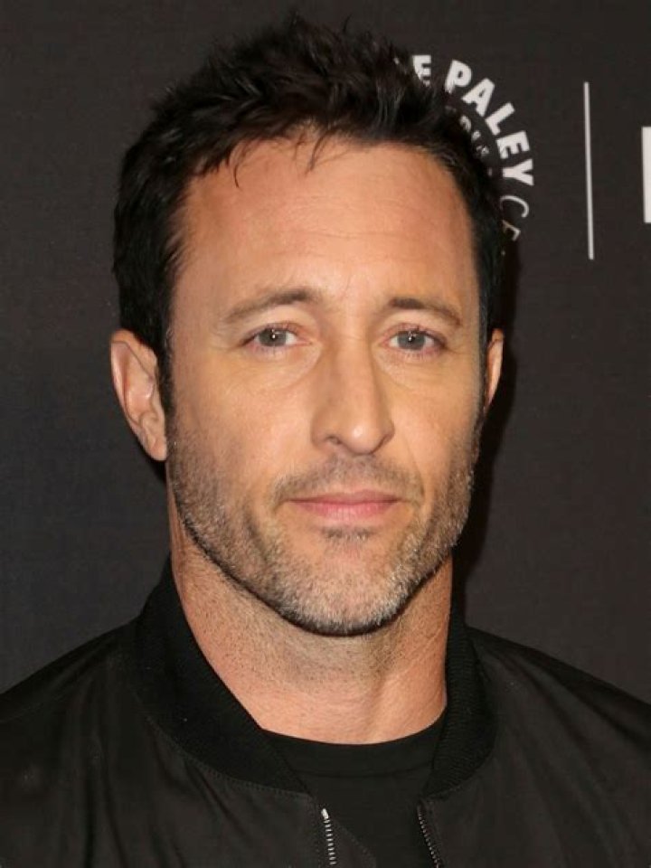 Alex O'Loughlin Biography - Facts, Childhood, Family Life & Achievements