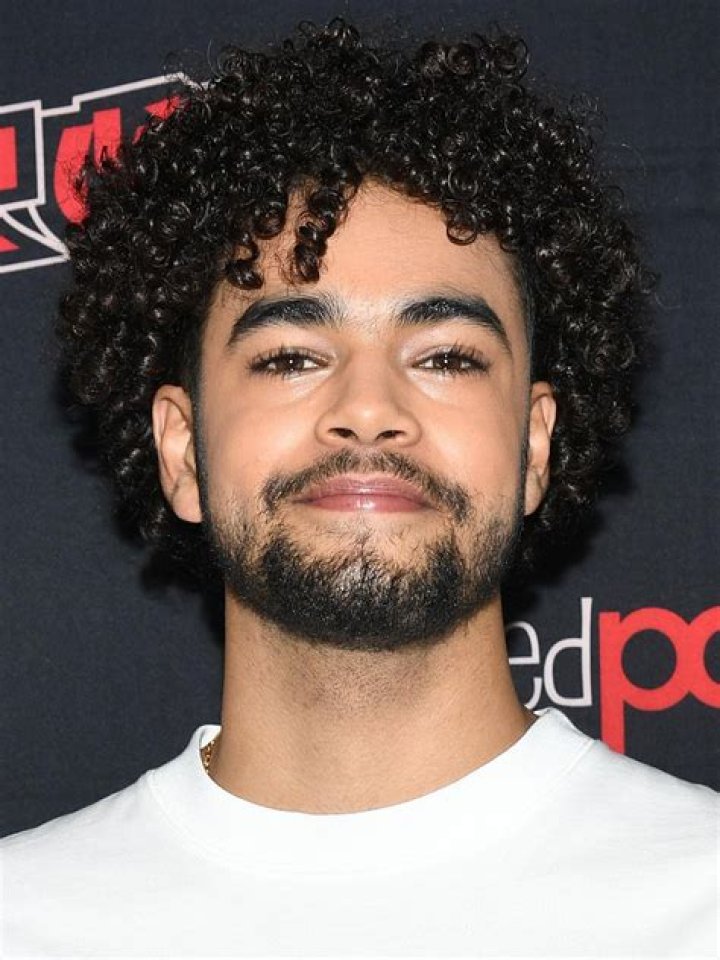 Amir Wilson Wiki, Age, Girlfriend, Net Worth, Ethnicity, Height, Parents & More