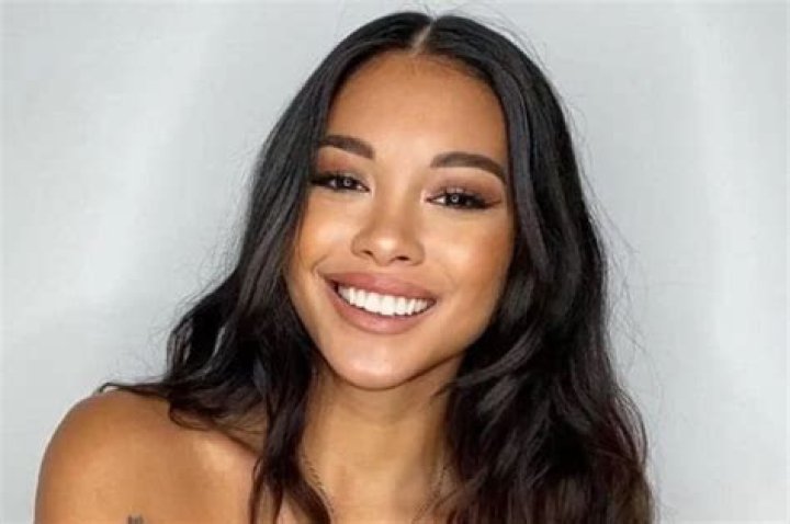 Ammika Harris Flaunts Her Amazing Hair And Fans Are Completely In Love