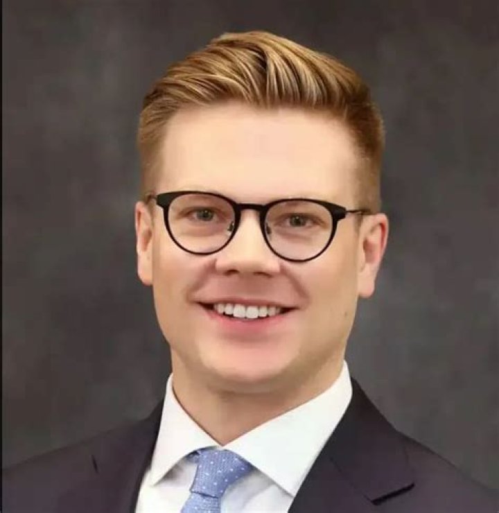 Dr. Andrew Tenhave, MD – Waltham, MA