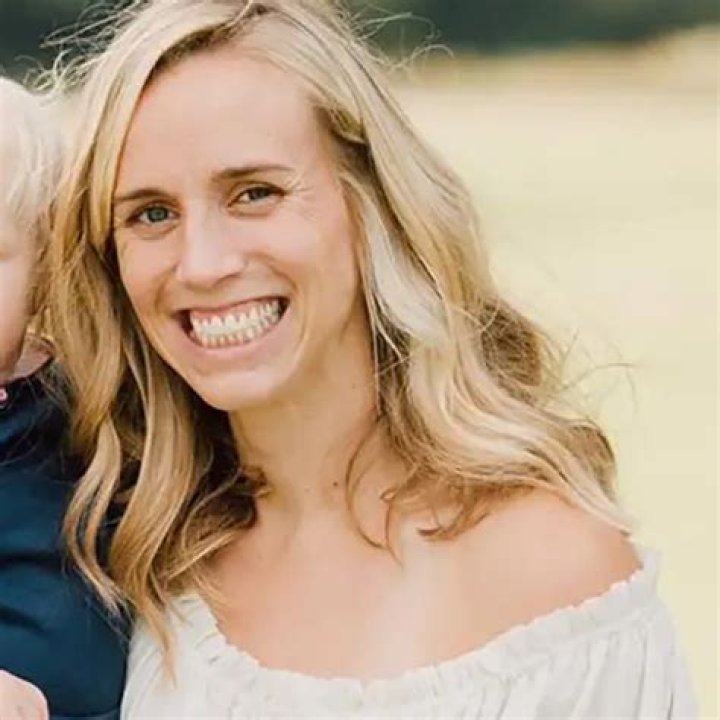 
Angela Fletcher Height, Weight, Net Worth, Age, Birthday, Wikipedia, Who, Nationality, Biography 