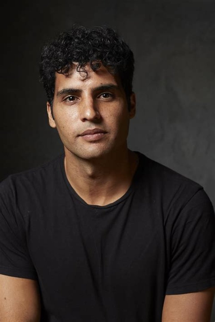 Super Pumped Actor Babak Tafti Wiki, Girlfriend, Age, Family & Height