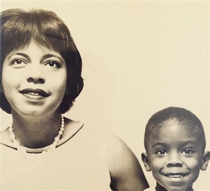 Barrett Doss family, husband, children, parents, siblings