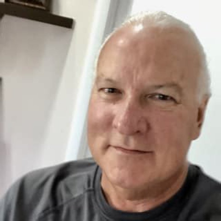 Dr. Bernard Vinoski Jr., MD – Islamorada, FL