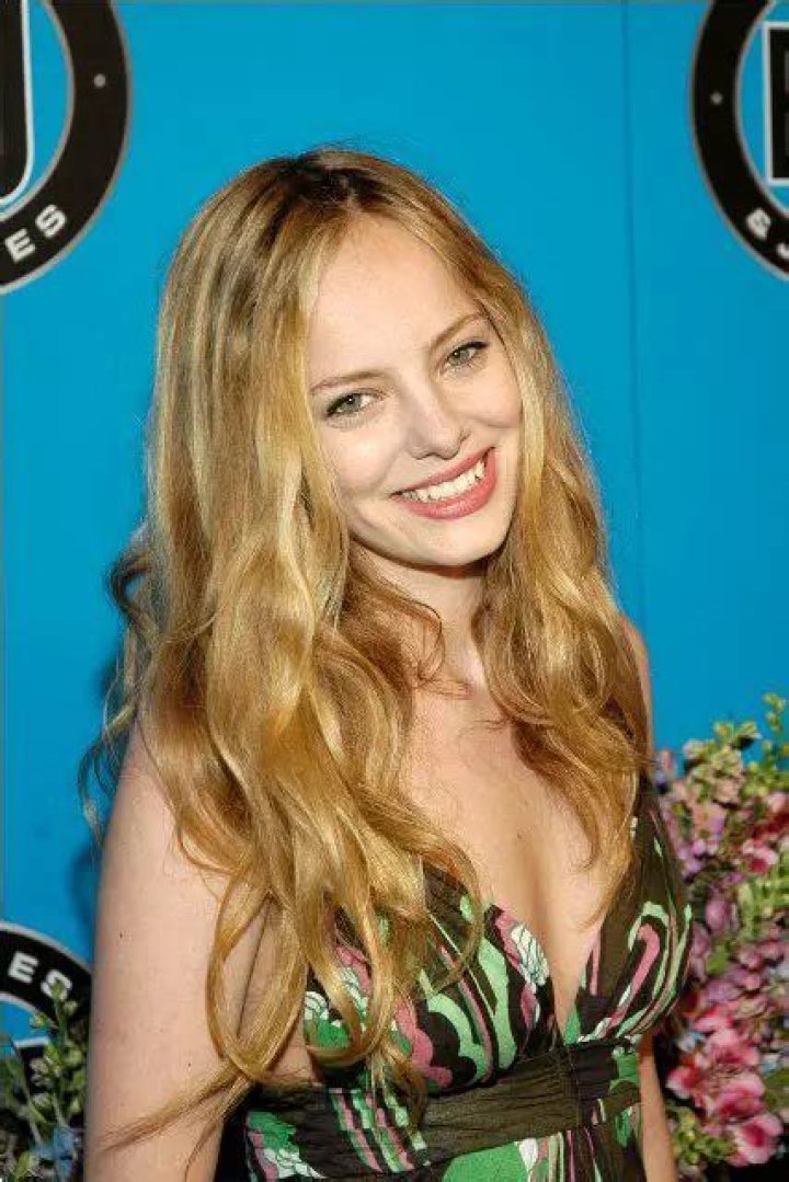 Bijou Phillips Bra Size, Age, Weight, Height, Measurements