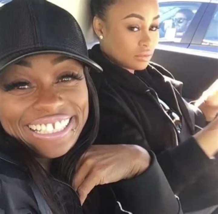 Blac Chyna Hugs Tokyo Toni And Says She Loves Her – Fans Ask Her To Keep Their Relationship Away From The Public Eye
