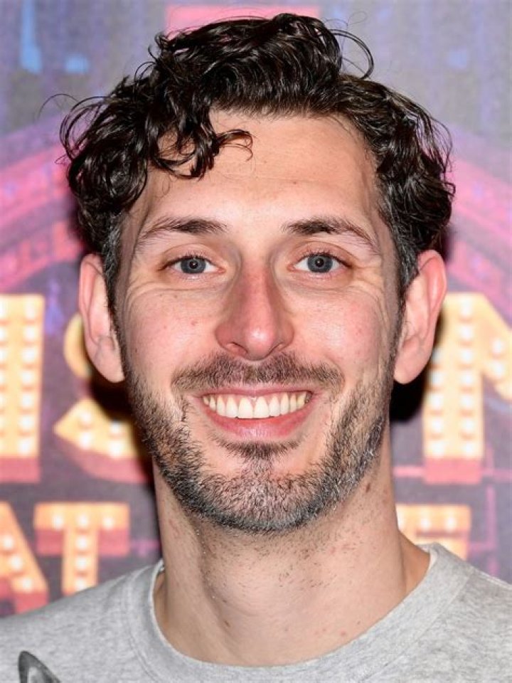 Blake Harrison Biography - Facts, Childhood, Family Life & Achievements