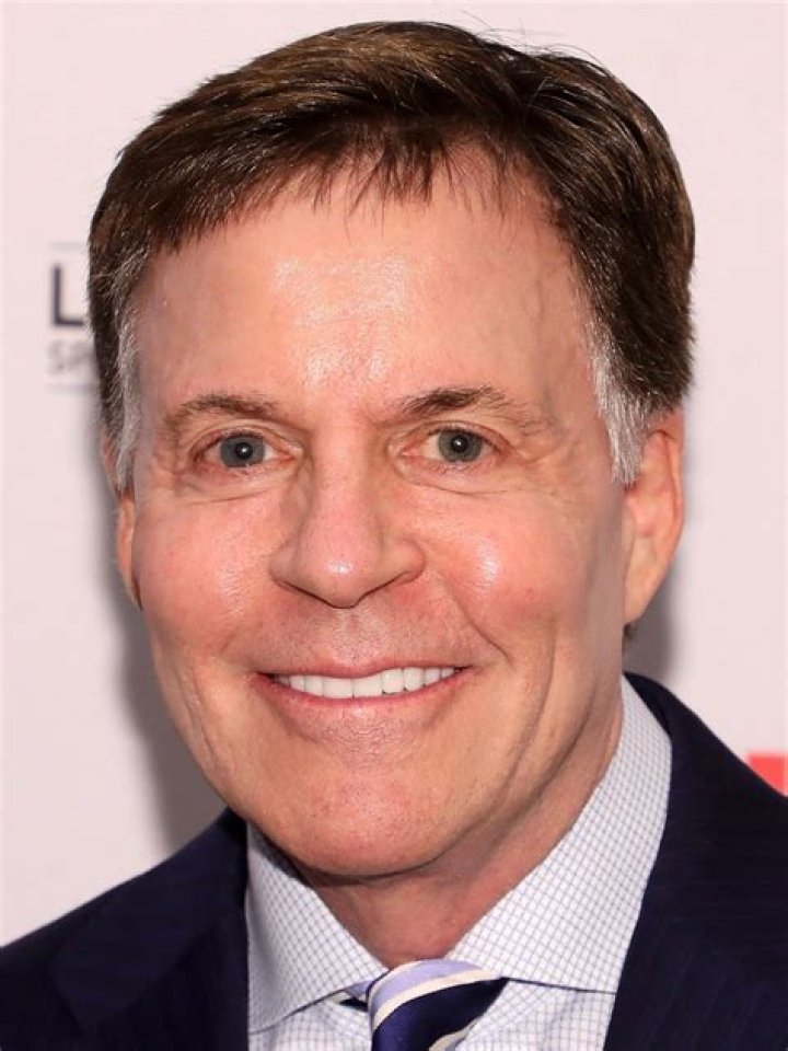 Bob Costas Age, Wikipedia, Biography, Children, Salary, Net Worth, Parents.
