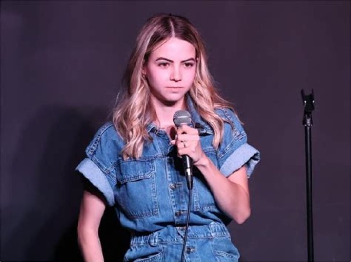 Bobbi Althoff Biography; Age, Education, Net Worth, Podcast, Industry Plant