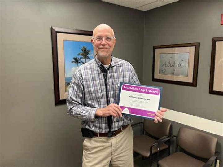 Dr. Bradley Saunders, MD – Wichita, KS