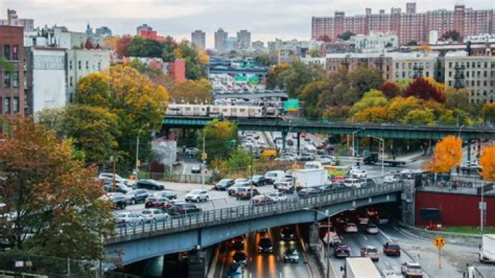 Famous People From Bronx, New York & Celebs Born In Bronx