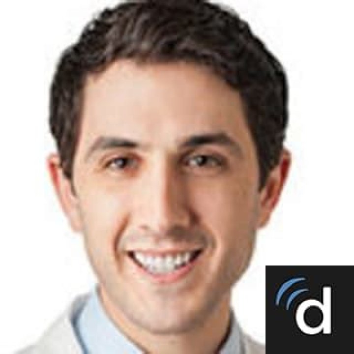 Dr. Bryan Macrie, MD – Elgin, IL