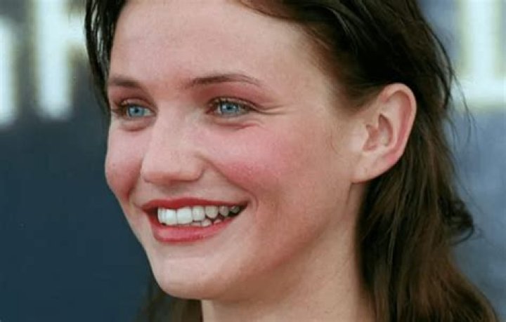 Cameron Diaz Was Detained At The Paris Airport With A Suitcase Of Drugs