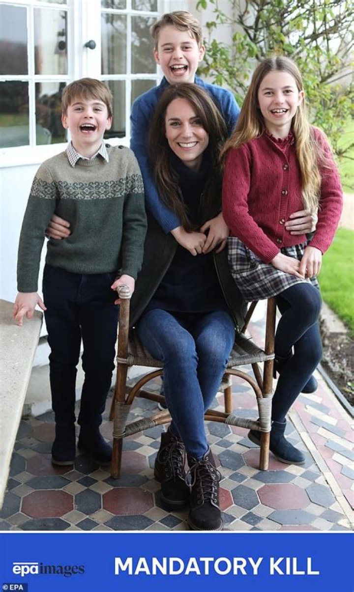 
Camille Lellouche Accident: What is Wrong With French Actress? 