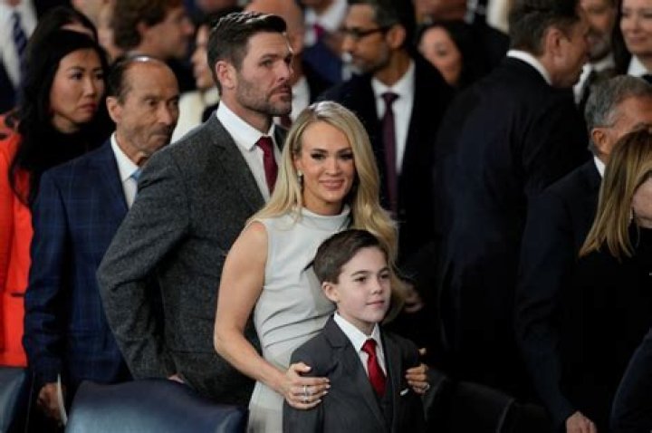 Carrie Underwood’s Net Worth, Age, Height, Weight, Husband, Kids, Bio-Wiki