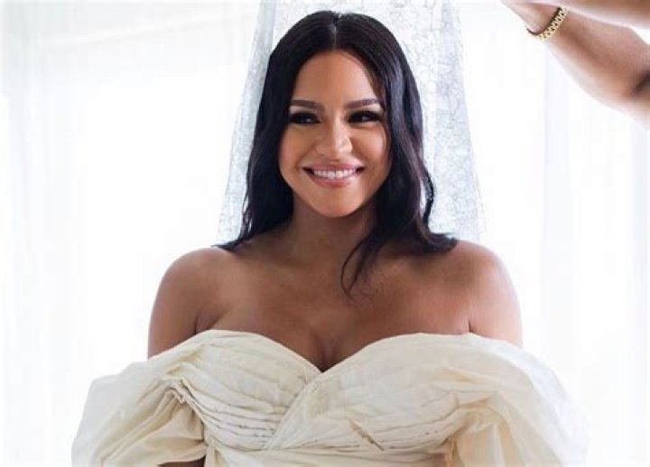Cassie And Husband Alex Fine Post A Lot Of Photos Of Their Magical Wedding