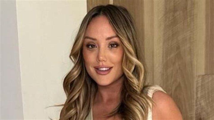 Charlotte Crosby In Sports Bra Takes Ice Bath For “Mental Reset”