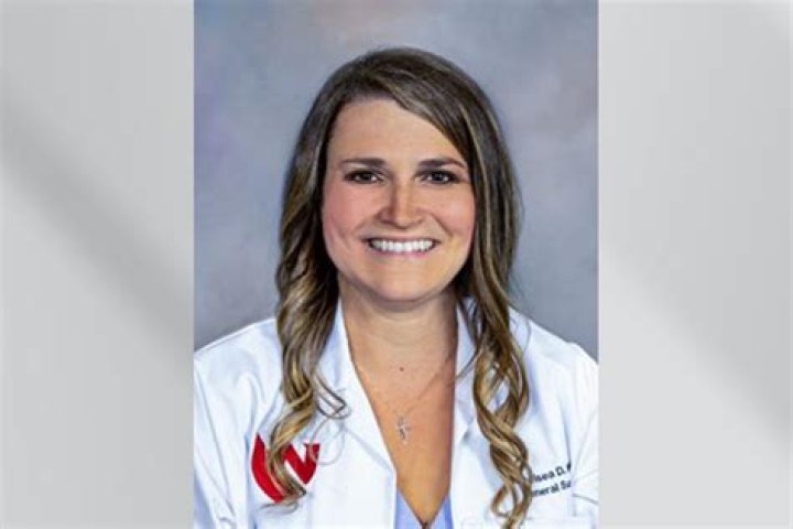 Dr. Chelsea Wenos, MD – Omaha, NE