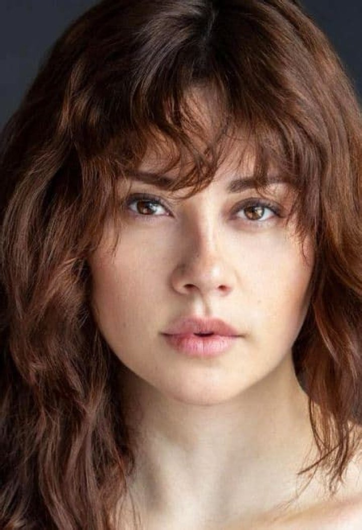 Chloe Van Landschoot Height, Weight, Net Worth, Age, Birthday, Wikipedia, Who, Nationality, Biography