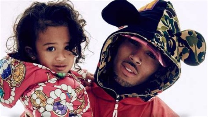 Chris Brown Posts Another Adorable Pic Of Royalty During Father-Daughter Movie Date!