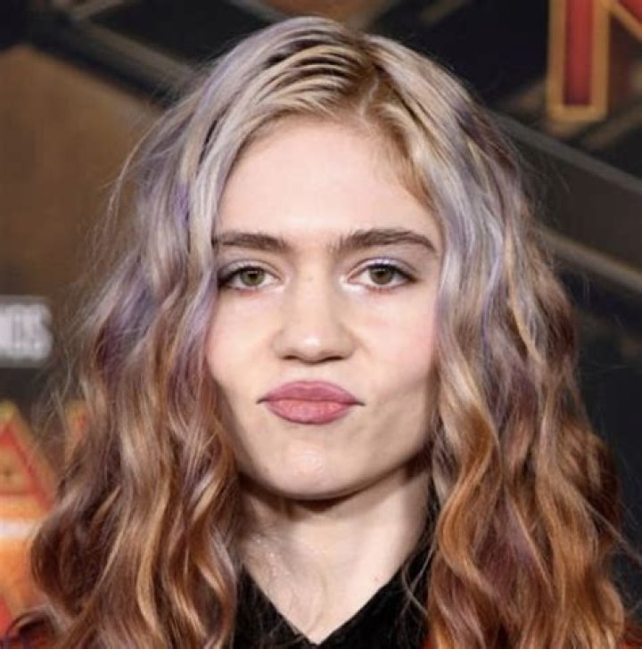 Claire Elise Boucher – Grimes Height, Age, Who, Boyfriend, Biography, Wiki, Net Worth