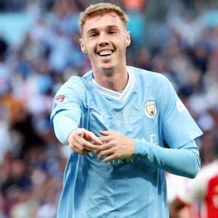 
Cole Palmer Age: How Old Is He? Football Player Career Highlights 