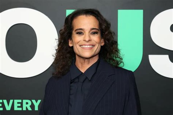 
Comedian Jessica Kirson calls Bethenny Frankel “the rudest person on earth” 