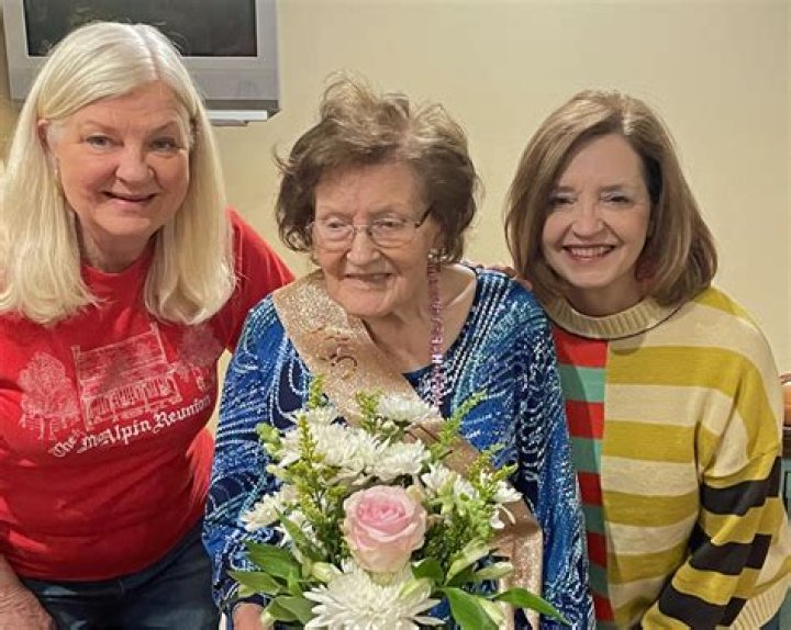 Connie Britton siblings: Meet Cynthia Womack