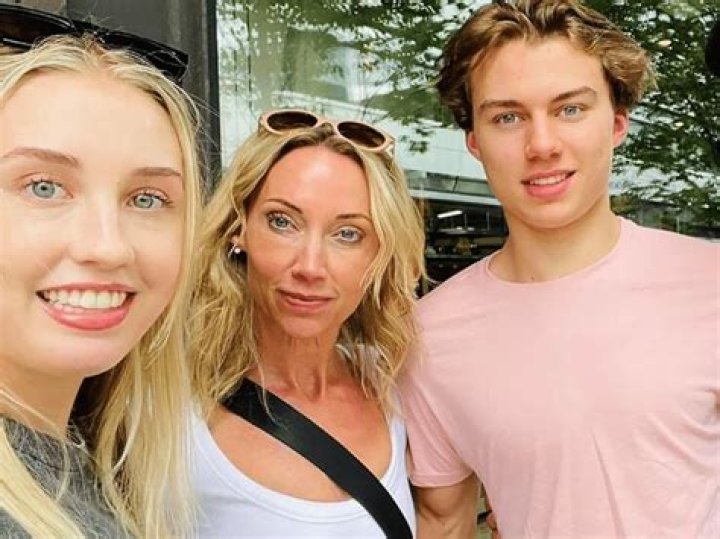 Connor Bedard Parents and Sister Madisen Bedard