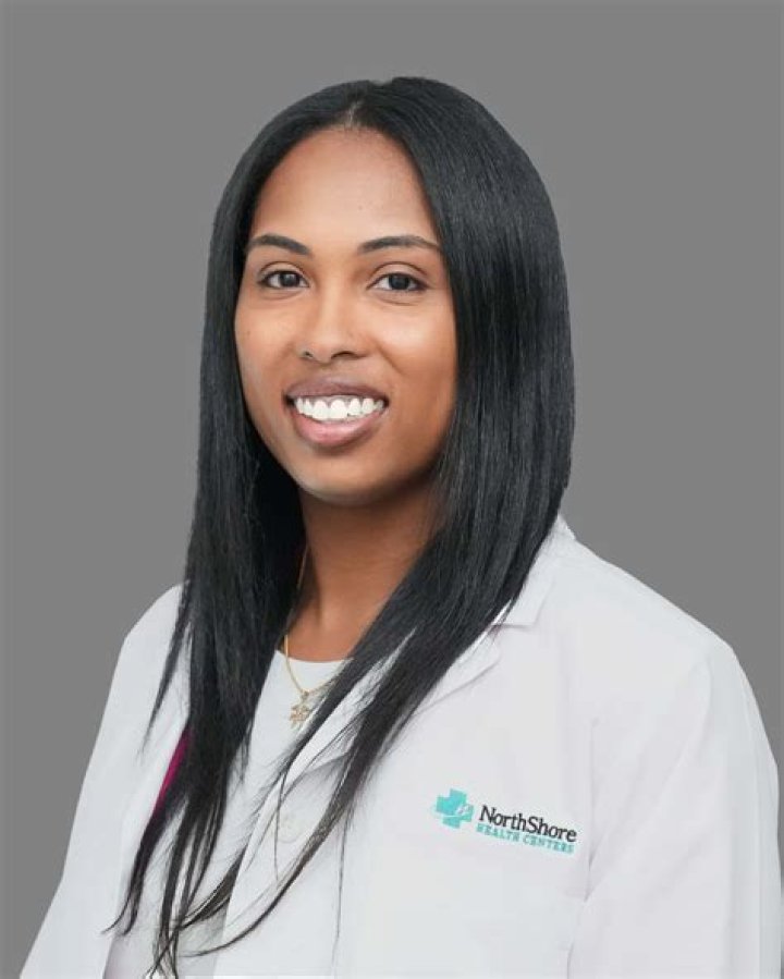 Dr. Courtney Tipton, MD – Charleston, SC