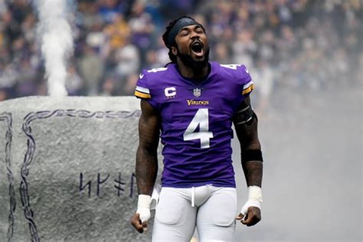 Dalvin Cook: Career stats, height, weight, family, college, teams, salary, net worth