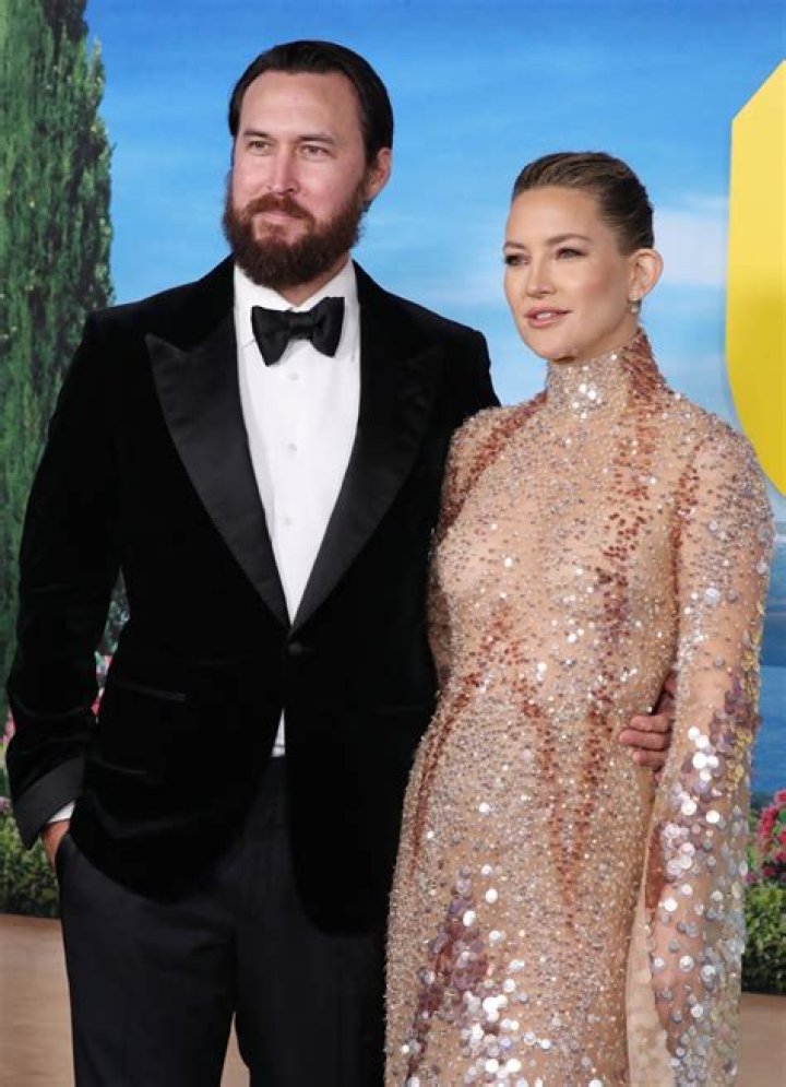 Danny Fujikawa - Bio, Facts, Family Life of Singer-songwriter