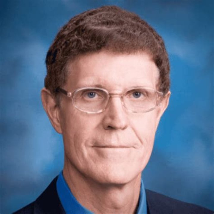 Dr. David Calderwood, MD – Racine, WI