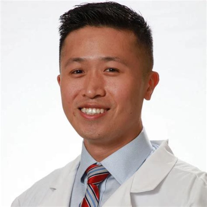 Dr. David Capiola, MD – New York, NY