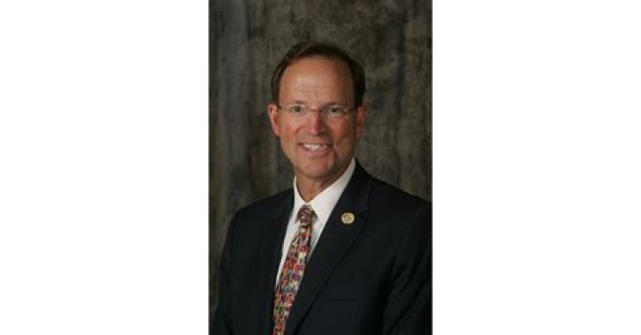 Dr. David Halsey, MD – Jackson, MI