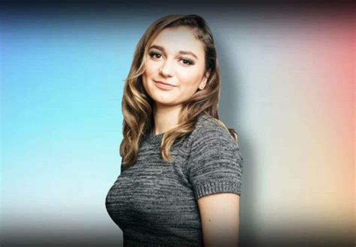 Daya (Singer) Biography - Facts, Childhood, Family Life & Achievements
