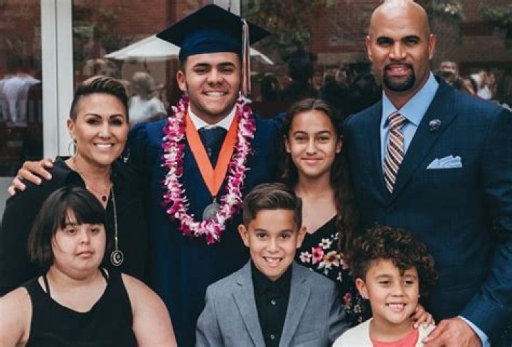 Deidre Pujols Wikipedia, age, birthday, height, husband, children, family, haircut, Instagram, net worth