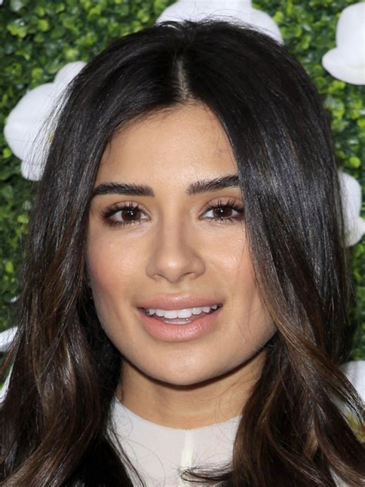 Diane Guerrero Wiki, Height, Net worth, Boyfriend, Family & Facts