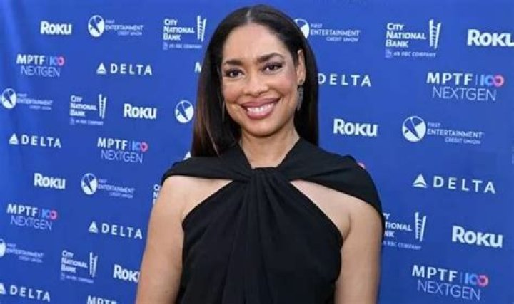 Did Jessica Pearson leave Suits? – Celebrity