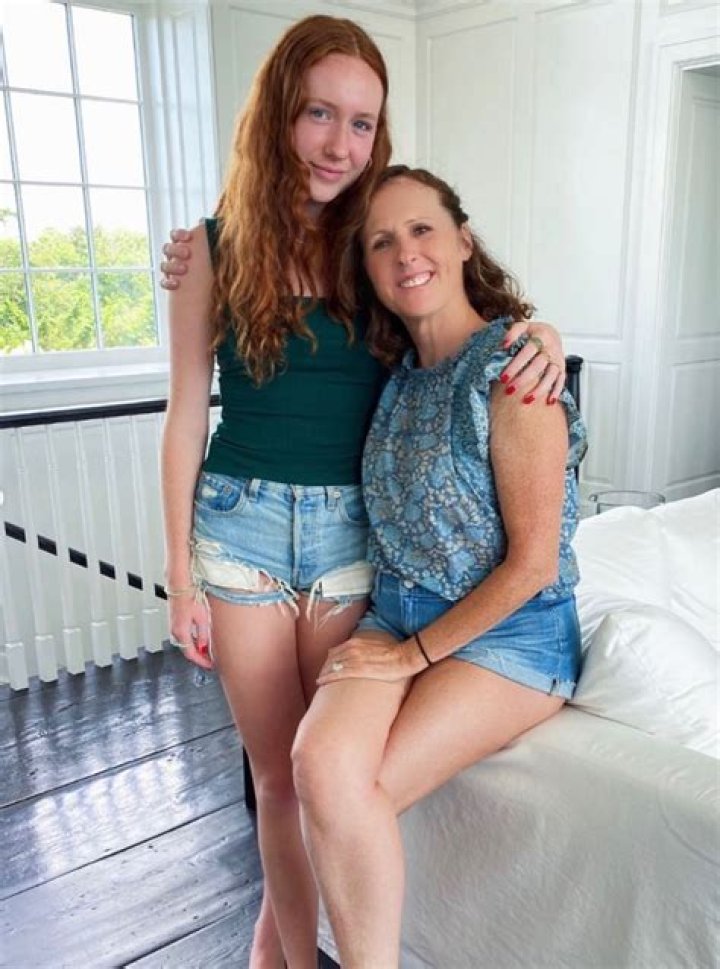 Does Molly Shannon have a brother?