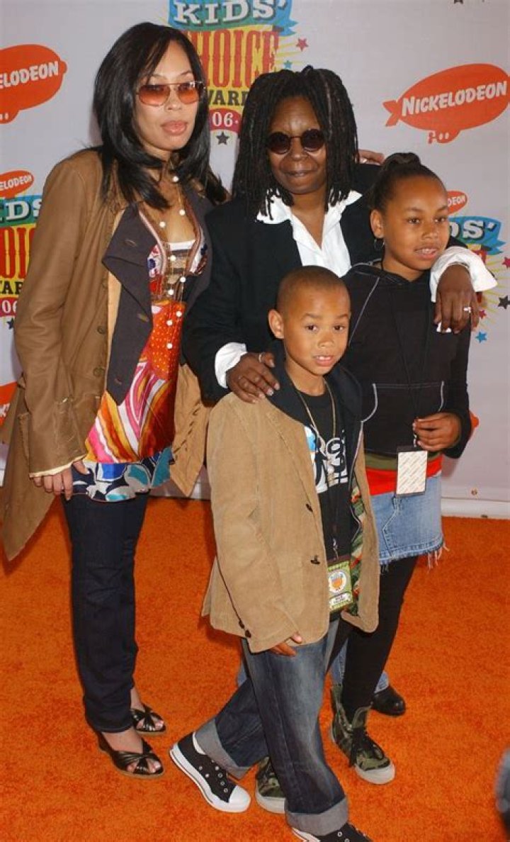 Does Whoopi Goldberg have any kids?