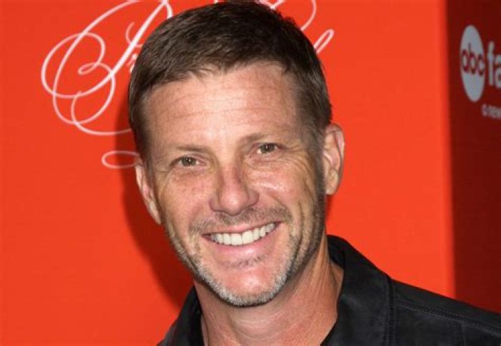 Doug Savant – Net Worth, Wife Laura Leighton, Children, Bio