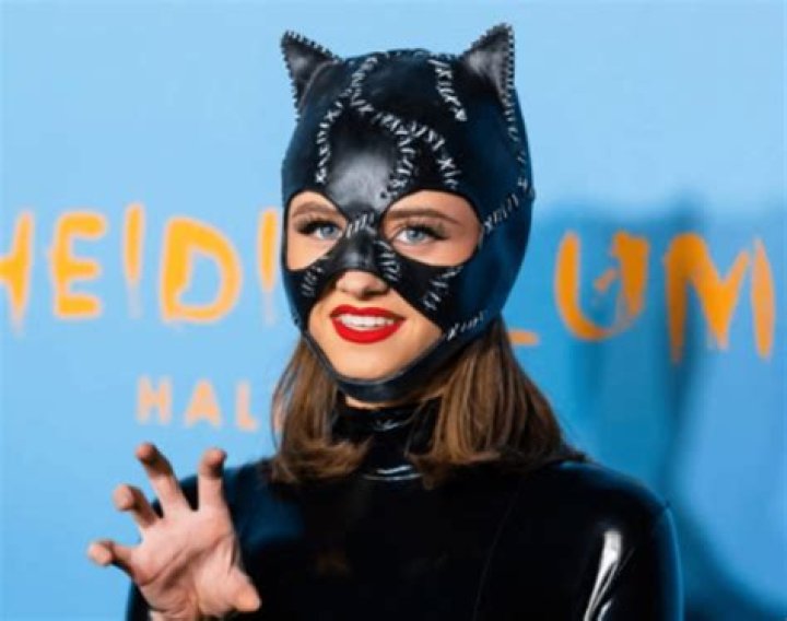 Eighteen-Year-Old Leni Klum Discusses Her Contentious Lingerie Photoshoot With Mum Heidi Klum