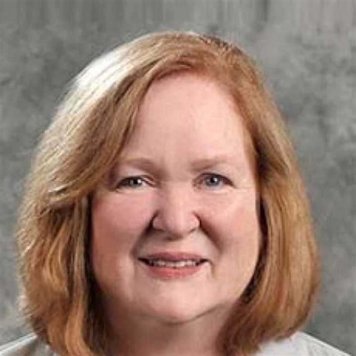 Dr. Eileen Mahoney, MD – Plainfield, IL